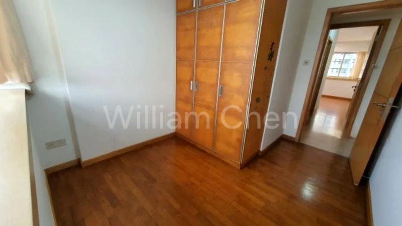 3 Bed Condo for Rent in  Le Crescendo - Image 15